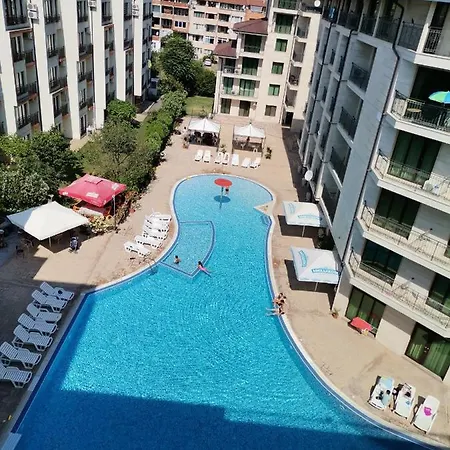 Apartment Pool Amadeus Lux