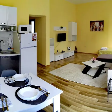 Apartment Pool Amadeus Lux Slantschew brjag